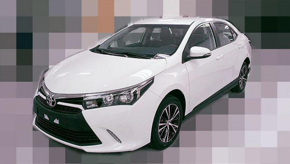 2015-toyota-corolla-facelift-spy-3.jpg