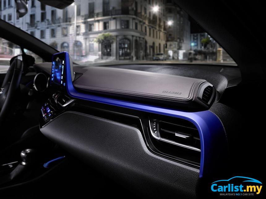 toyota_chr_int2016_c_hr_detail_17-11inte