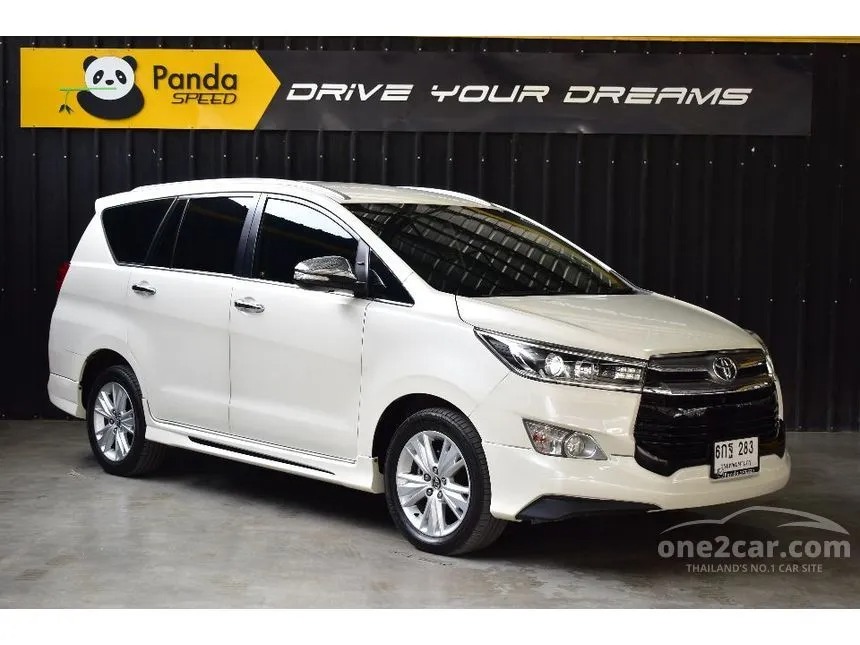 รถ 7 ที่นั่งมือสอง ราคาถูก Toyota Innova