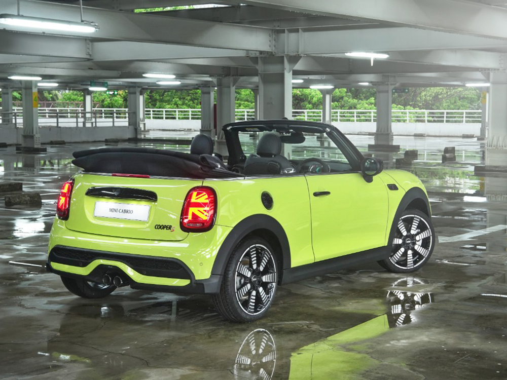 New MINI Cabrio