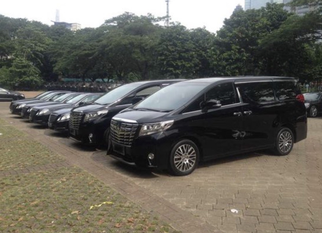 Alphard Bekas Taksi: Investasi Menarik atau Jebakan Batman?