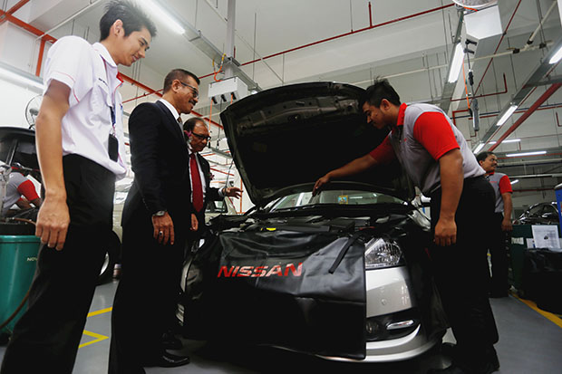 nissan service centre johor