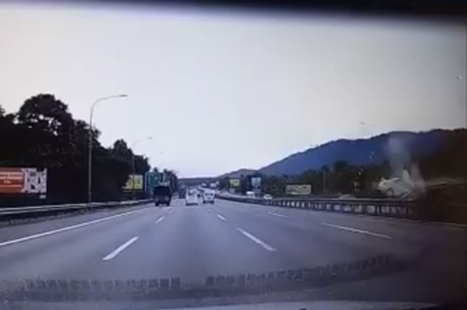 Two Killed, Three Miraculously Survive Horrific Bandar 