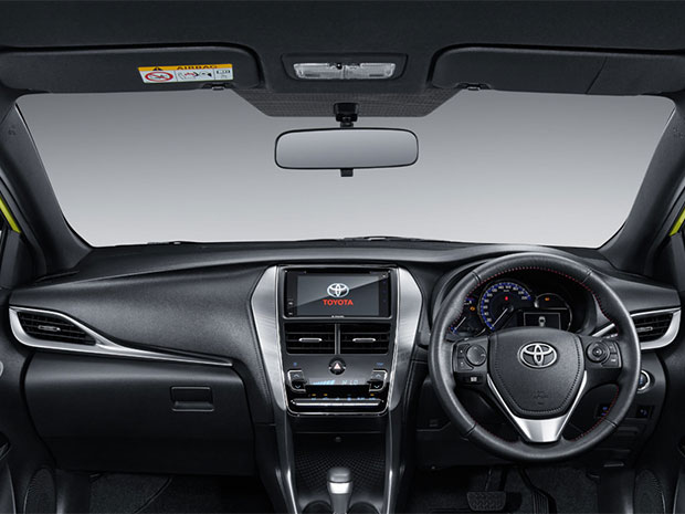 kabin toyota yaris