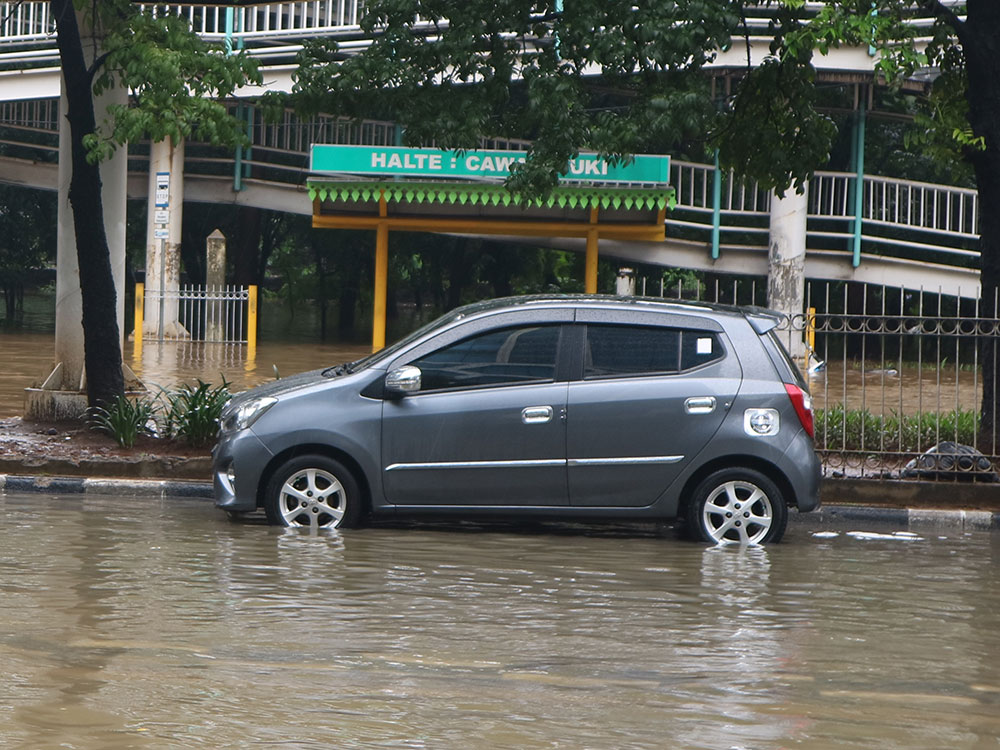 Waspada Pilih Kendaraan Bekas Pasca Bencana Banjir Panduan Pembeli Mobil123 Com