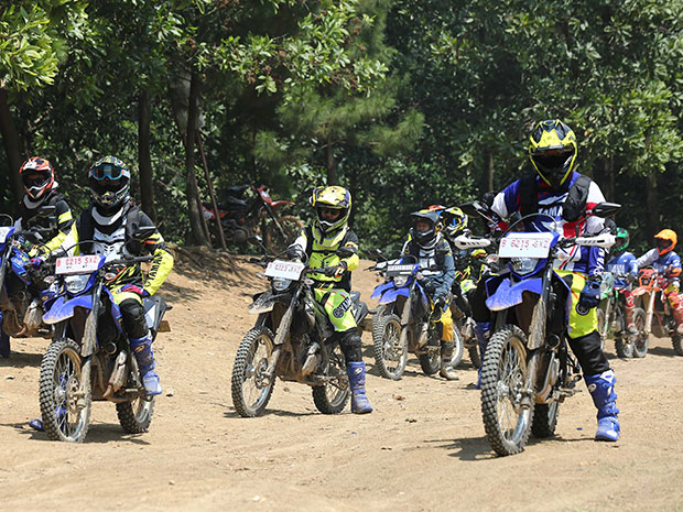 Yamaha WR 155R