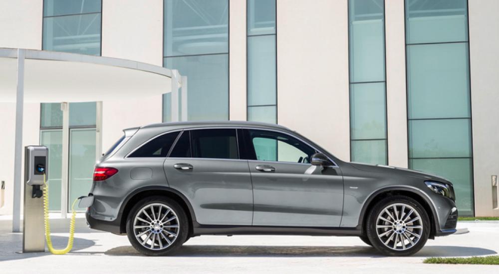 2016 Mercedes Benz Glc 350 E Plug In Hybrid Revealed 2 6l 100km Suv 2016 Mercedes Benz Glc 350 E Plug In Hybrid Revealed 2 6l 100km Suv