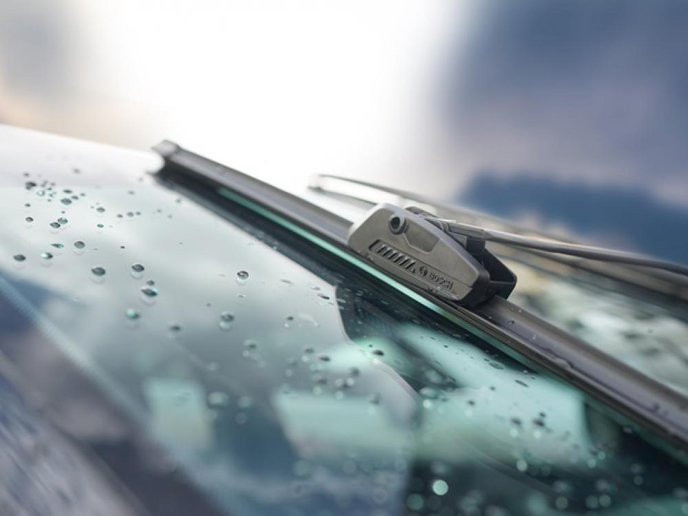 Bosch Launches New FlatBlade Clear Advantage Wiper Auto News Carlist.my Bosch Launches New FlatBlade Clear Advantage Wiper Auto News Carlist.my