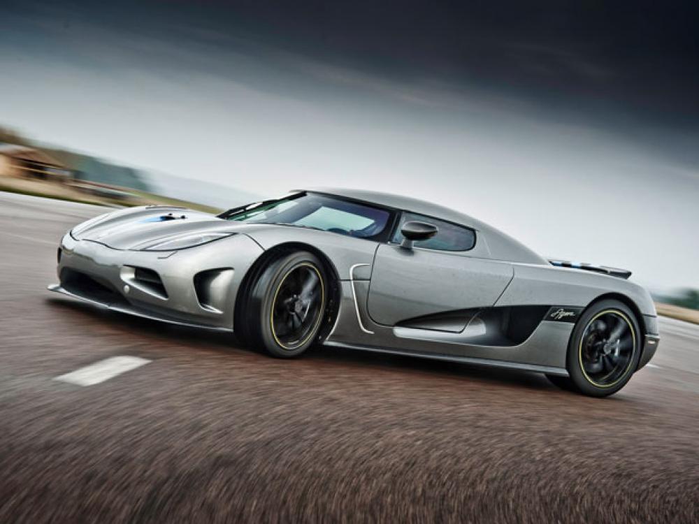 koenigsegg-suv-adalah-model-cacat-berita-otomotif-mobil123
