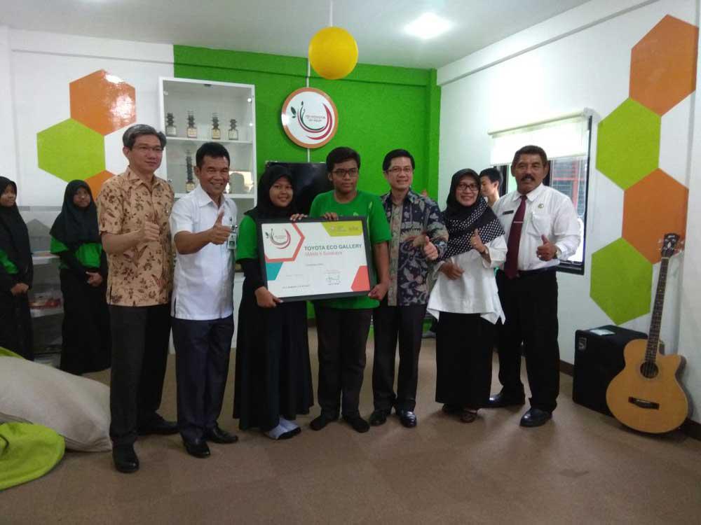 32 Toyota Eco Gallery Diresmikan di Sekolah-Sekolah di Indonesia