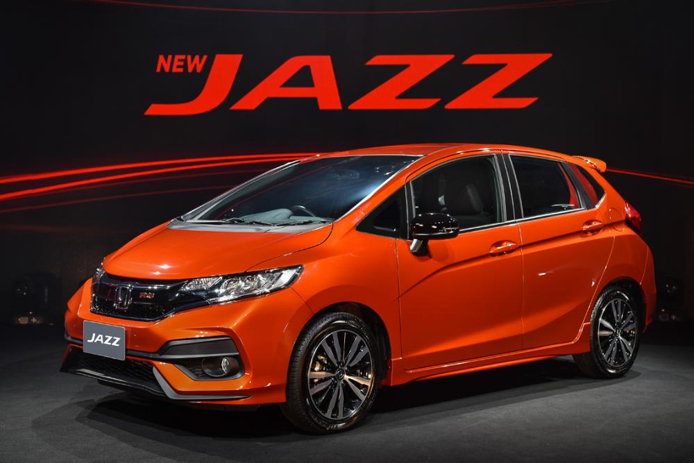 New 2017 Honda Jazz Facelift Launched In Thailand - Auto 