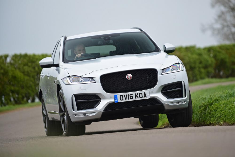 Jaguar F Pace Voted 2017 Best And Most Beautiful Car In The World
