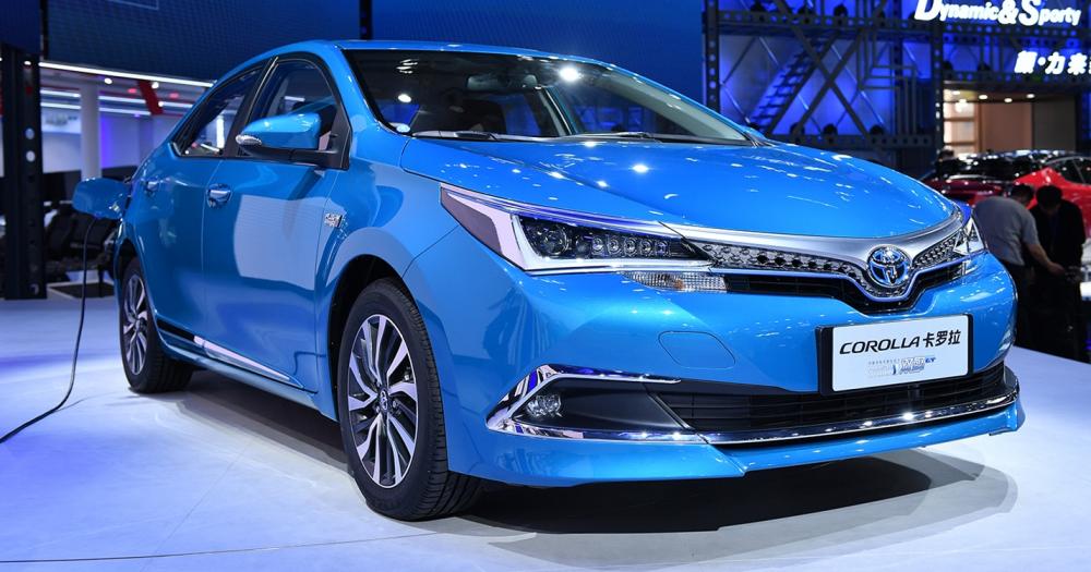 Beijing 2018 Toyota Unveils Plug In Hybrid Corolla Altis Confirms Beijing 2018 Toyota Unveils Plug In Hybrid Corolla Altis Confirms Electric C Hr