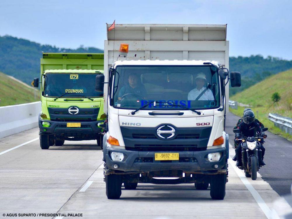 Sukses Di 2017 Hino Naikkan Target Penjualan 33 Di 2018