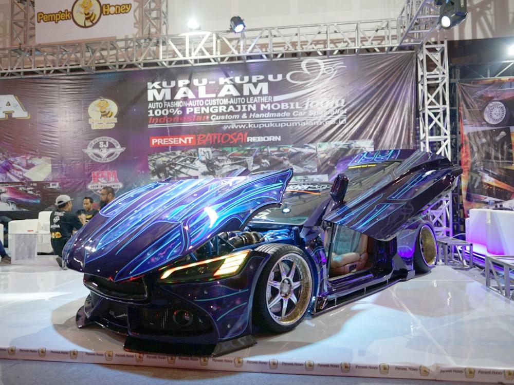 Mobil Modifikasi Karya Kupu Kupu Malam Rajai Blackauto Battle 2018 Berita Otomotif Mobil123 Com