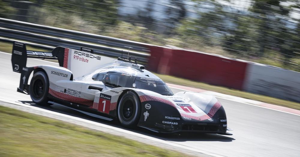 Porsche Breaks Nurburgring Lap Record With Their 919 Hybrid Evo