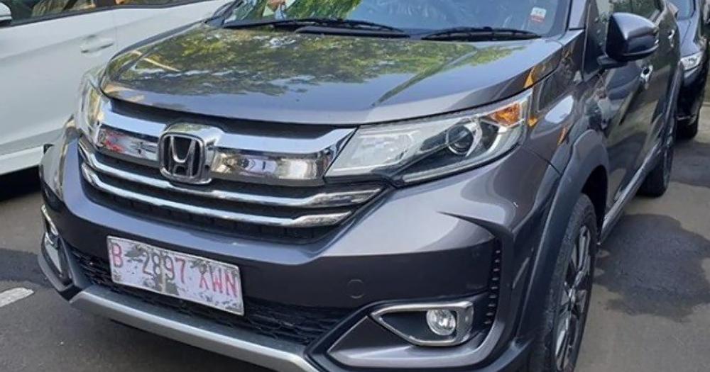 Spyshot New Honda Br V Facelift Caught In Indonesia Auto News