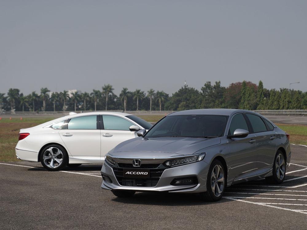 Honda Accord 2020 Seteru Sengit Toyota Camry Dengan Banyak Fitur Mobil Baru Mobil123 Com