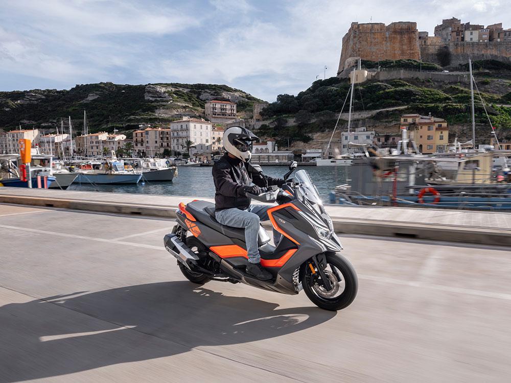 Kymco DT X360 Tantang BMW C 400 X - Berita Otomotif | Mobil123