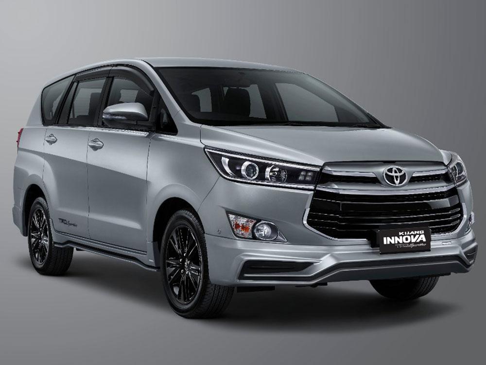 Toyota Kijang Innova Facelift Meluncur Bulan Ini Siap Siap Berita Otomotif Mobil123 Com