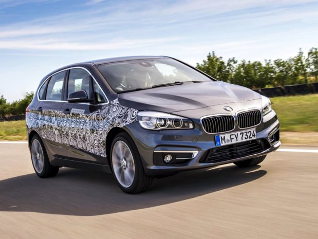 All-New BMW 7 Series Plug-In Hybrid Debuts: Meet The 740e 
