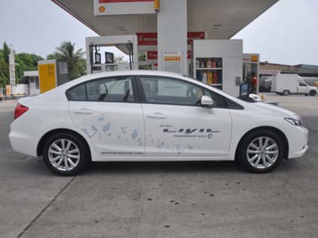 รีวิว ฮอนด้า ซีวิค โฉมใหม่ รุ่น 1.8 E Navi เครื่องยนต์ 1.8 ลิตร