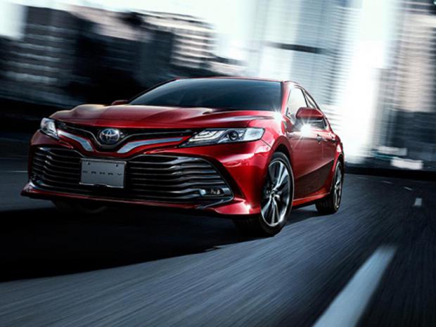 พาชม Toyota Camry โฉมใหม่เปิดตัวทำตลาดแดนปลาดิบ