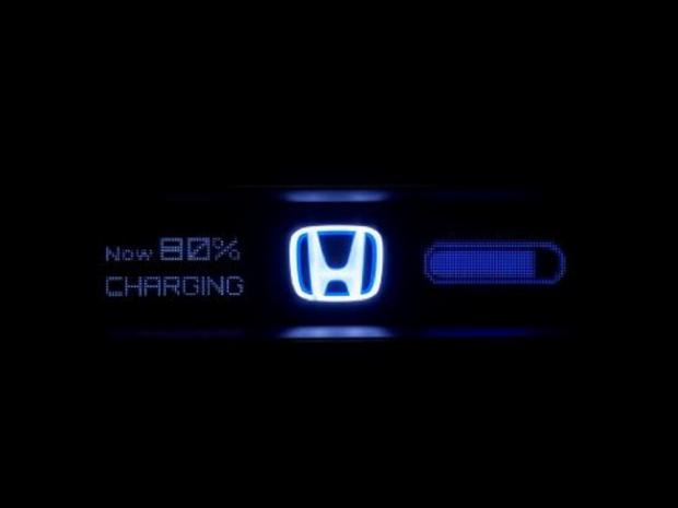 Honda เตรียมเปิดตัวรถพลังไฟฟ้าต้นแบบ พร้อม CR-V เวอร์ชั่นไฮบริด