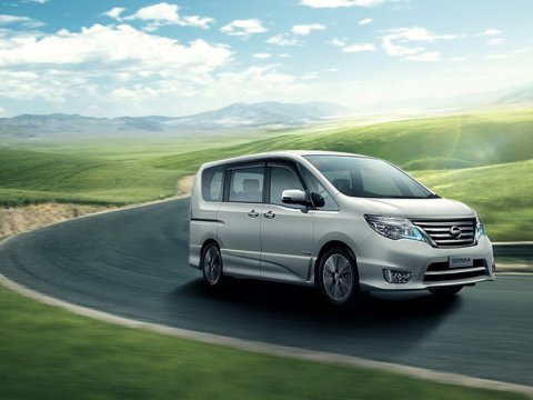 Nissan serena 2017