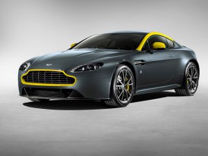2015 Aston Martin V8