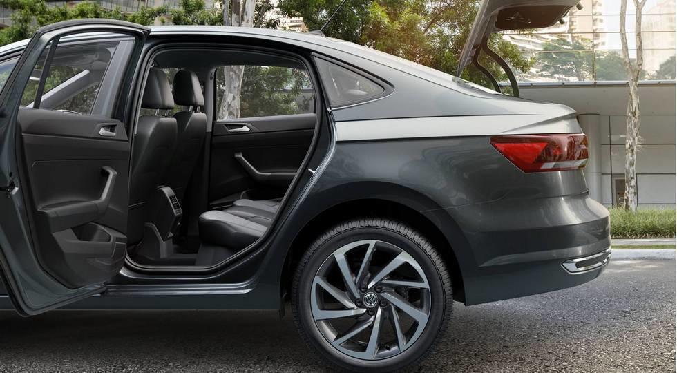 2018_volkswagen_virtus_9.jpg