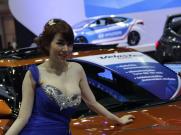 Cewek-Cewek "HOT" di Bangkok Motor Show 2015