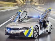 ถึงกับหัวใจวาย !! ตำรวจลาดตะเวนจากสาธารณรัฐเช็ก ซิ่ง BMW i8 ดับคาพวงมาลัย