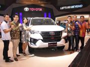 Toyota Tunjukkan Komitmen di GIIAS Medan 2017