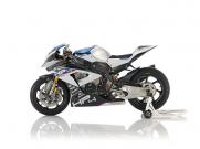 BMW HP4 Race Dibanderol Setara 8 Mitsubishi Xpander
