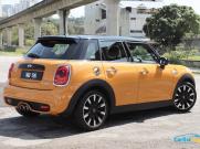 Review: MINI Cooper S 5-door (F55) – Fun, But Its Newer Siblings Are Better