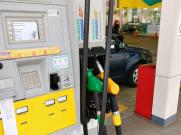 Government To Bank In Fuel Subsidies For B40 Motorists Directly