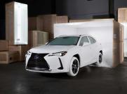 Lexus Kerjasama Dengan Designer Sepatu untuk Buat Ban Baru