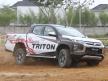 Aksi Scandinavian Flick Jawara Reli Dakar dengan New Mitsubishi Triton