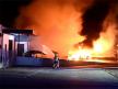 7 Unit Tesla Terbakar di Depan Dealer, Kecelakaan atau Disengaja?