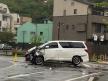 Kecelakaan Aneh, Toyota Alphard ini Tiba-Tiba Meledak dan Terlontar ke Udara