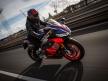 Aprilia & Moto Guzzi Rilis 4 Moge Seharga Pajero Sport