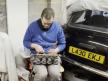 Hebat, Mekanik Tuna Netra Lakukan Engine Swap Mini dengan Superbike