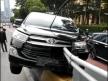 Toyota Innova Seruduk Pembatas Jalan, Kenapa Airbag Tidak Mengembang?